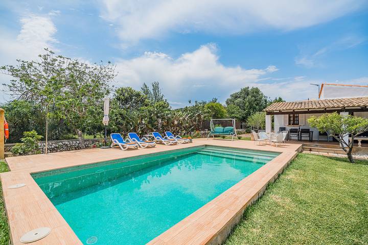 Casa rural para 2 personas, con terraza y jardín en Pollença