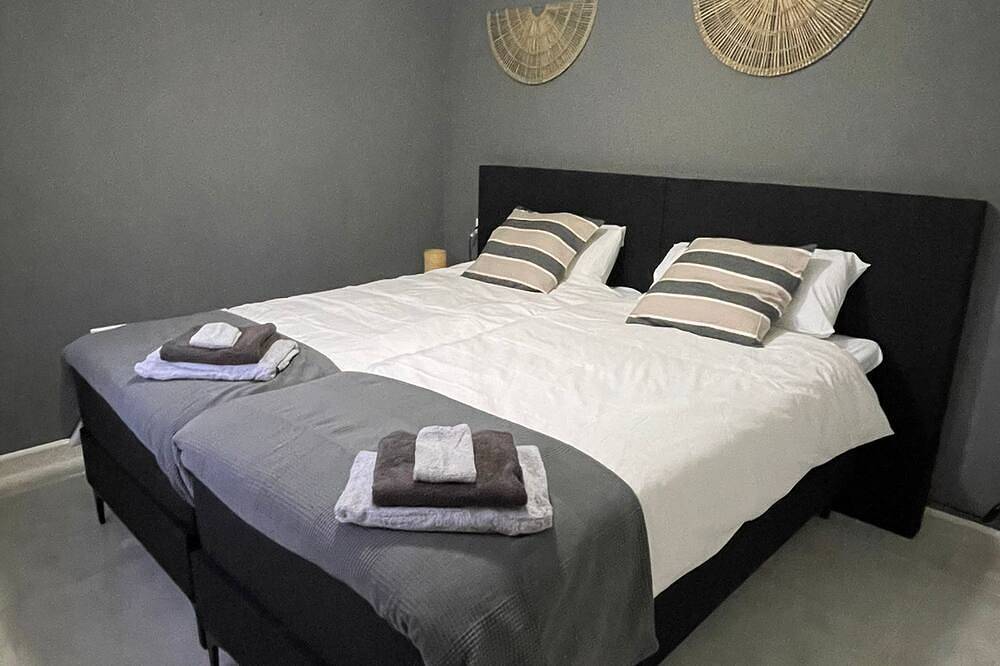 Beautiful villa with pool ideal for 1 or 2 families in Busot, Costa Blanca
