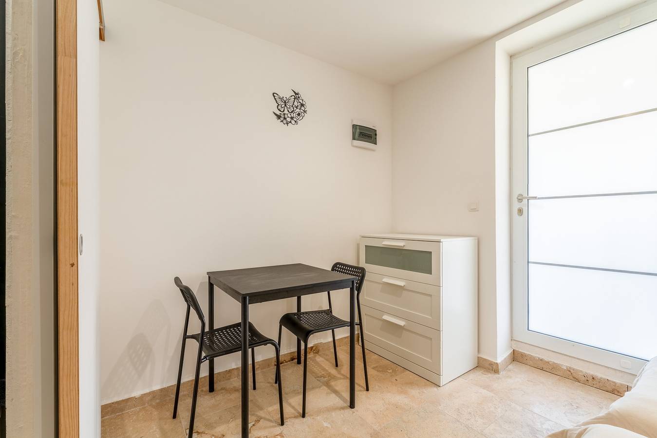 Estudio entero, Estudio 'Canto Cigalo Rdc 2' con Wi-Fi y Aire Acondicionado in Robion, Parque natural regional del Luberon