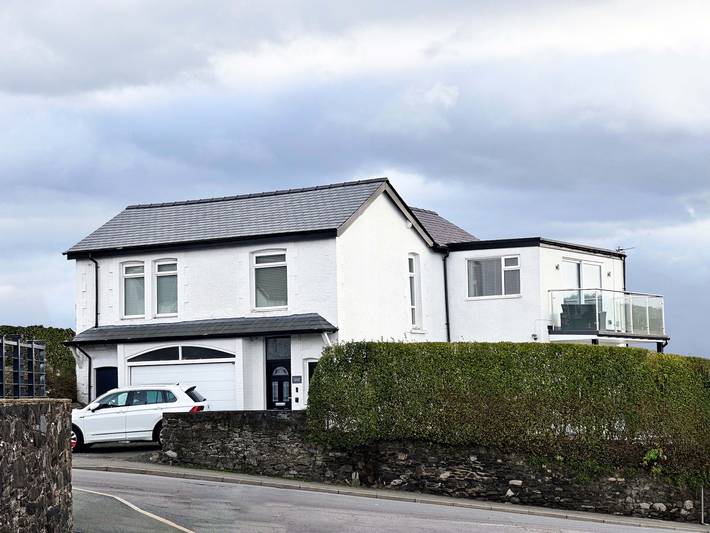 The Old Tywyn Post Office in Deganwy, Conwy e dintorni