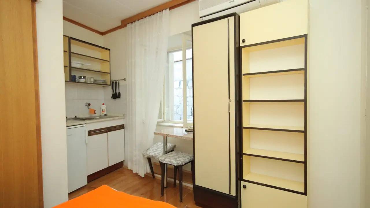 Helt studio, Studio für 2 Personen (11 m²) in Komiža in Komiza, Split-Dalmatia