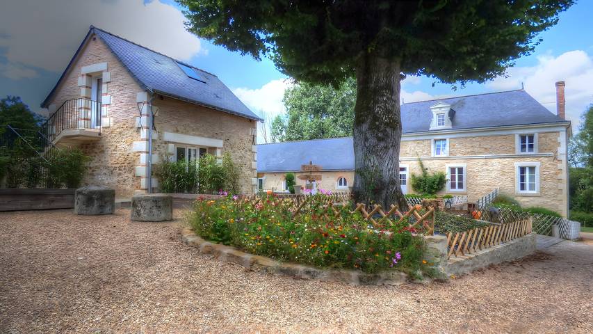 Chambre d’hôte pour 4 personnes, avec Jardin dans Maine-et-Loire