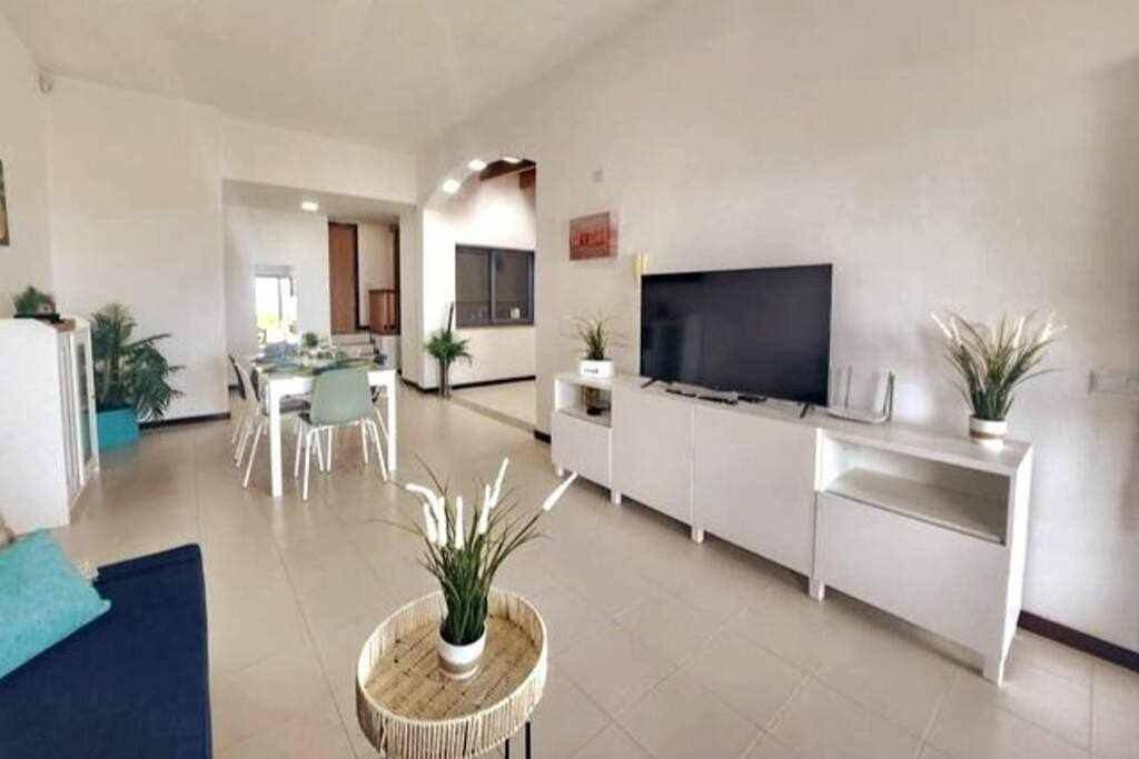 Three-Bedroom Villa in Caleta de Fuste, Antigua