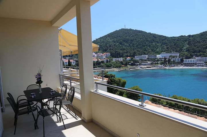 Holiday apartment for 6 people, with balcony - 1