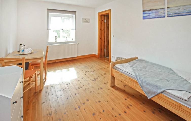 Ganze Ferienwohnung, Moderne Wohnung in Ankershagen 1km vom Stadtzentrum in Ankershagen, Müritz