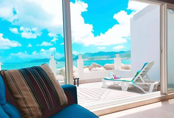 Gîte pour 2 personnes, avec balcon et jardin ainsi que piscine et vue dans Nettlé Bay - 2