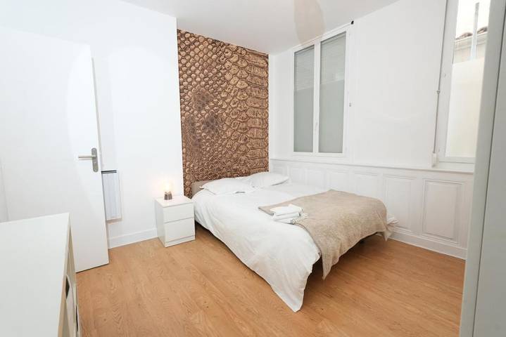 Gîte pour 4 personnes dans Basilique Saint-Seurin de Bordeaux - 3