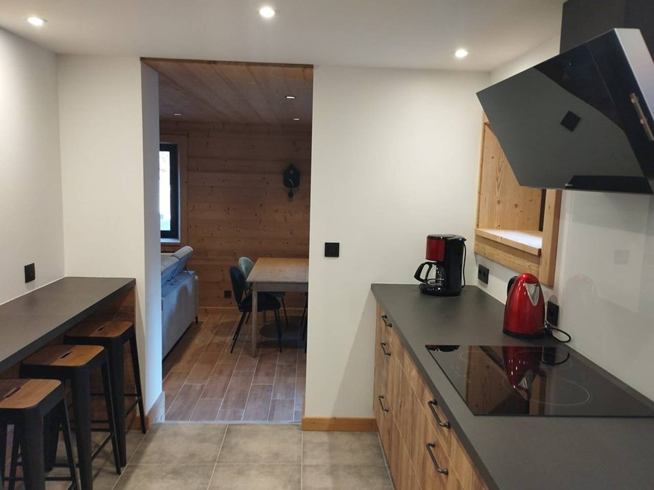 Gemütliche Erdgeschosswohnung mit Garten, 2 Schlafzimmer, Parken, Terrasse, voll ausgestattete Küche in Saint-Jean-d'Aulps, Les Portes du Soleil