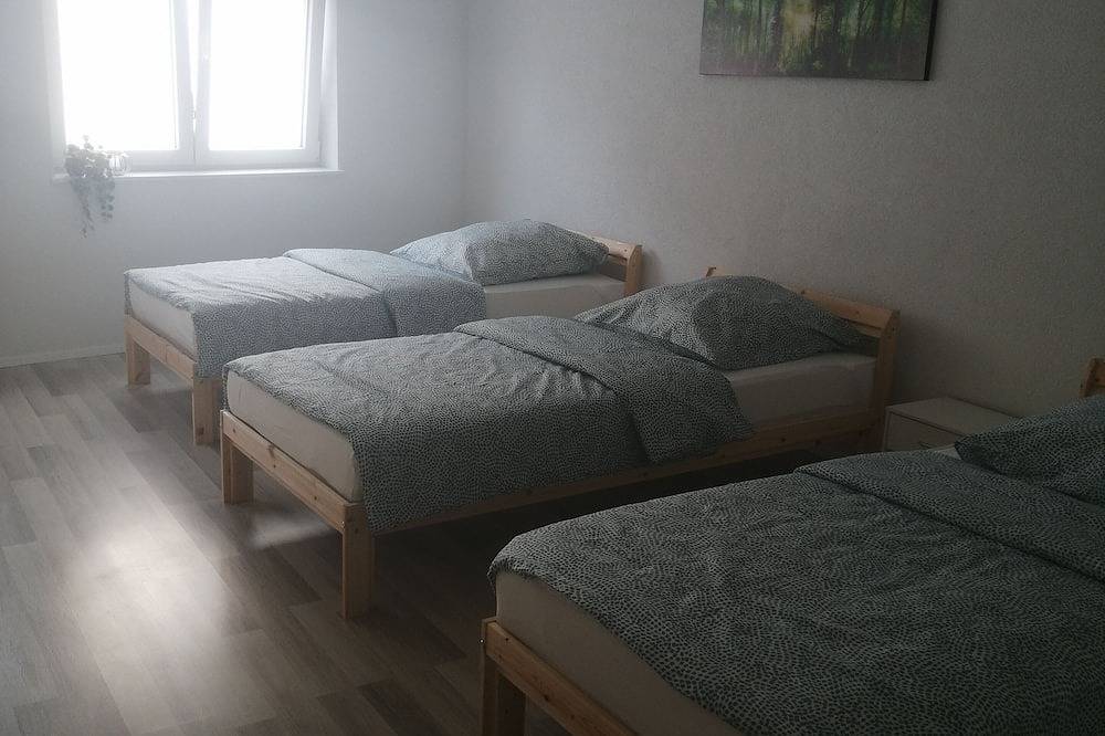 Ganze Wohnung, Helle 2 Zimmer Wohnung 25min bis Europapark in Lahr, Mittlerer Schwarzwald
