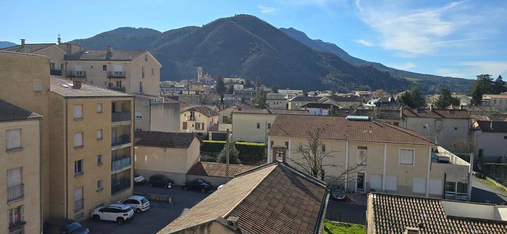 Appartement de vacances pour 4 personnes, avec terrasse et vue