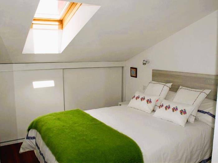 Apartamento vacacional entero, Precioso apartamento centro de Ezcaray 6 pax in Ezcaray, Valdezcaray