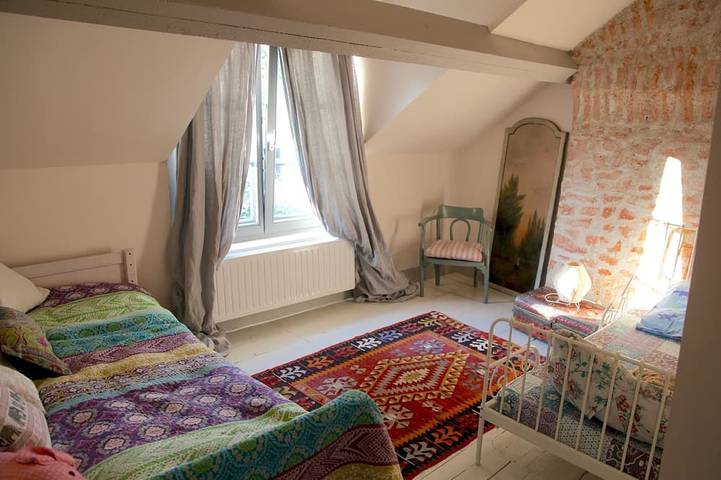 Location de vacances pour 10 personnes, avec terrasse et jardin à Chailly-en-Bière - 4