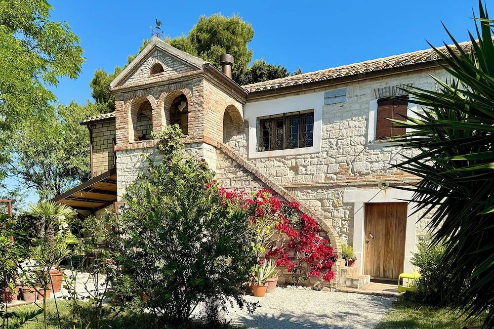Agriturismo per 8 Persone in Riviera del Conero, Costa Adriatica Marche