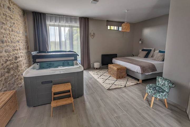 Maison de campagne pour 2 personnes, avec Jacuzzi à Treuzy-Levelay