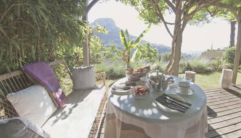 Chambre d’hôte pour 2 personnes, avec vue ainsi que jardin et piscine à Vence - 3