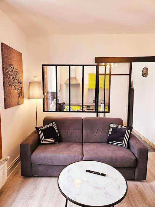 Appartement entier, One-Bedroom Apartment in Vendôme, Vallée de la Loire