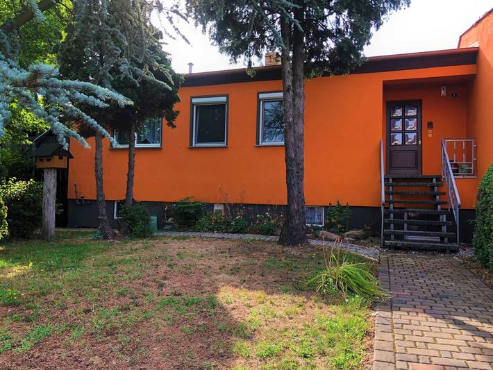 Ferienhaus für 6 Personen, mit Terrasse und Garten
