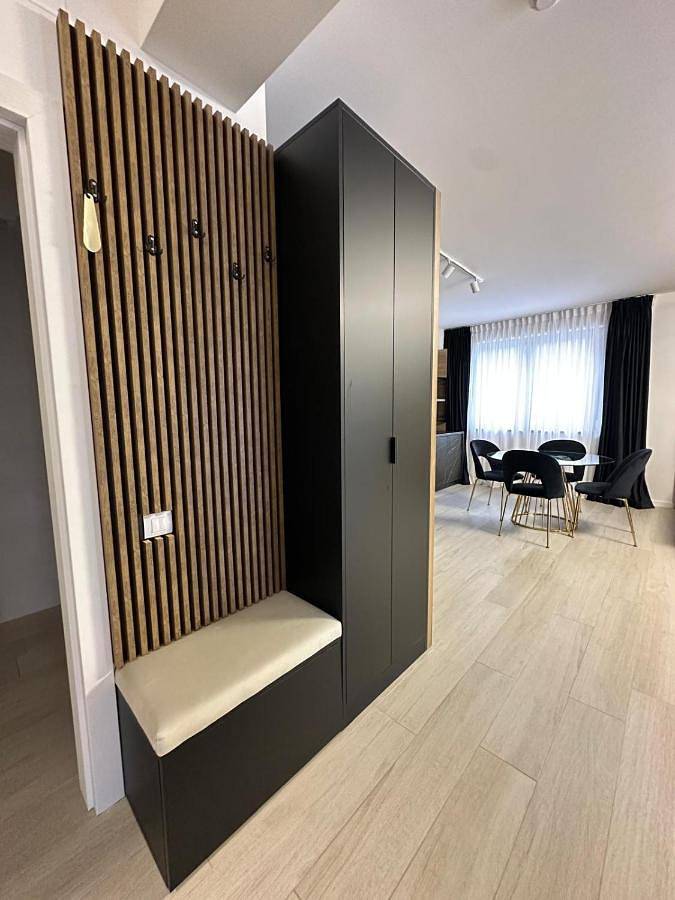 Gîte pour 4 personnes, avec vue ainsi que balcon et vue sur le lac dans Poiana Brasov - Brasov - 4