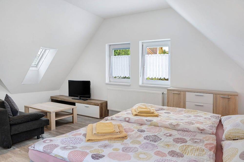 Ganze Wohnung, Studio 'Vorder Rhön Haus 21a' mit Wlan in Petersberg, Rhön-Hessen