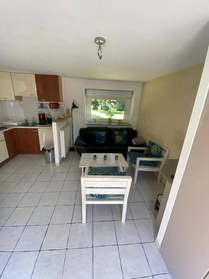 Location de vacances pour 6 personnes, avec piscine ainsi que jardin et terrasse à Sainte-Hélène (France) - 2