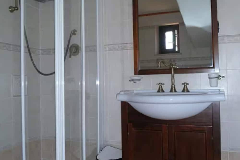 New - Villa Domus Santa Marinella with pool and tennis courts in Santa Marinella, Rome Province
