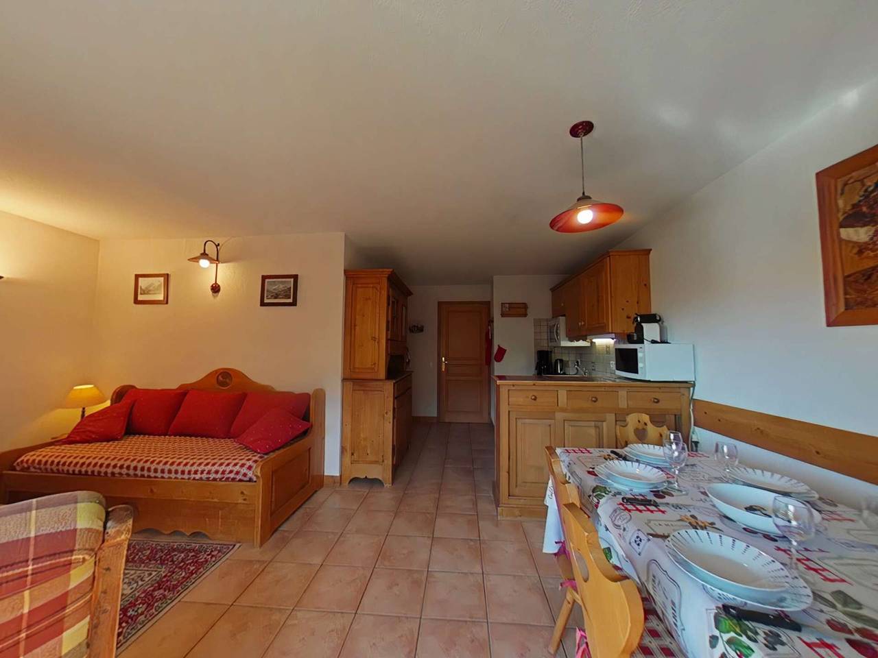 Apartamento entero, Appto 3 piezas, 6 plazas, cerca de comercios y pistas, parking incluido, acepta mascotas in Chinaillon, Le Grand-Bornand