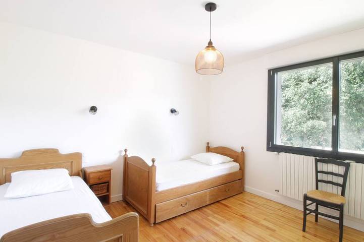 Location de vacances pour 12 personnes, avec jardin et balcon à Saint-Alban-de-Montbel - 3