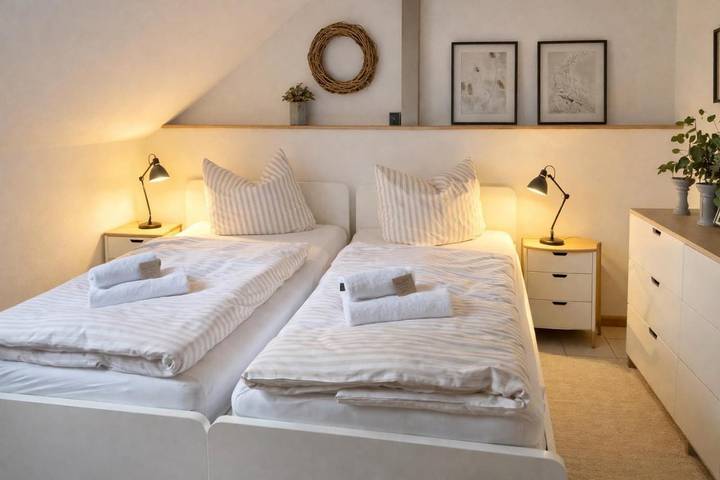 Apartamento de vacaciones para 2 personas, con vistas además de jardín y piscina - 1