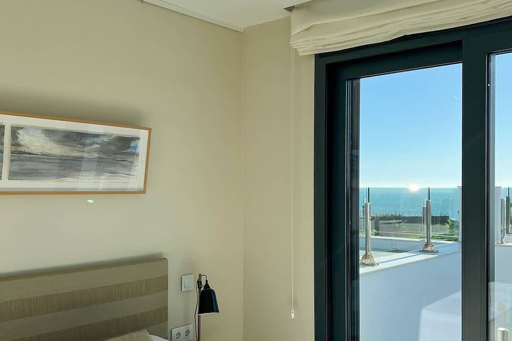 Aguadulce. Primera línea de playa con estilo in Roche, Conil de la Frontera