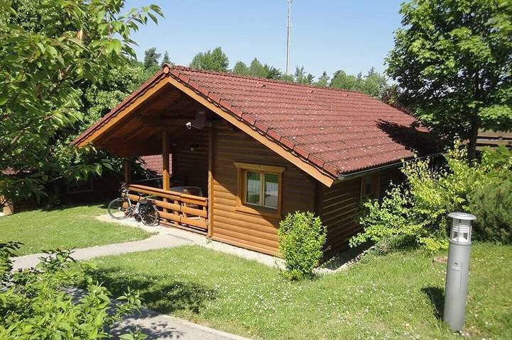 Ferienwohnung für 5 Personen, mit Balkon und Sauna in Stamsried