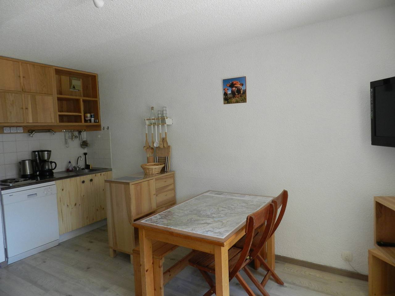 Appartement entier, Appartement 6 pers, 1 cabine, au pied des pistes, balcon, ascenseur in La Ferrière, Le Pleynet Les Sept Laux