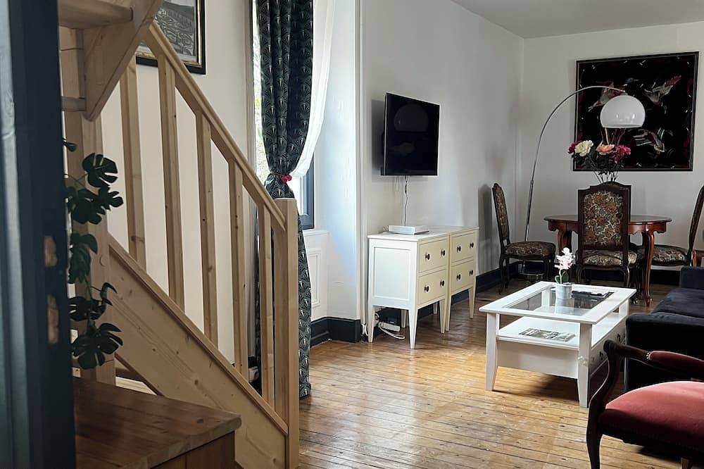 Apartamento entero, Charming apartment with reversible air-conditioning, 5 minutes from the center, pets welcome! in Bourg-en-Bresse, Región de Bourg-en-Bresse