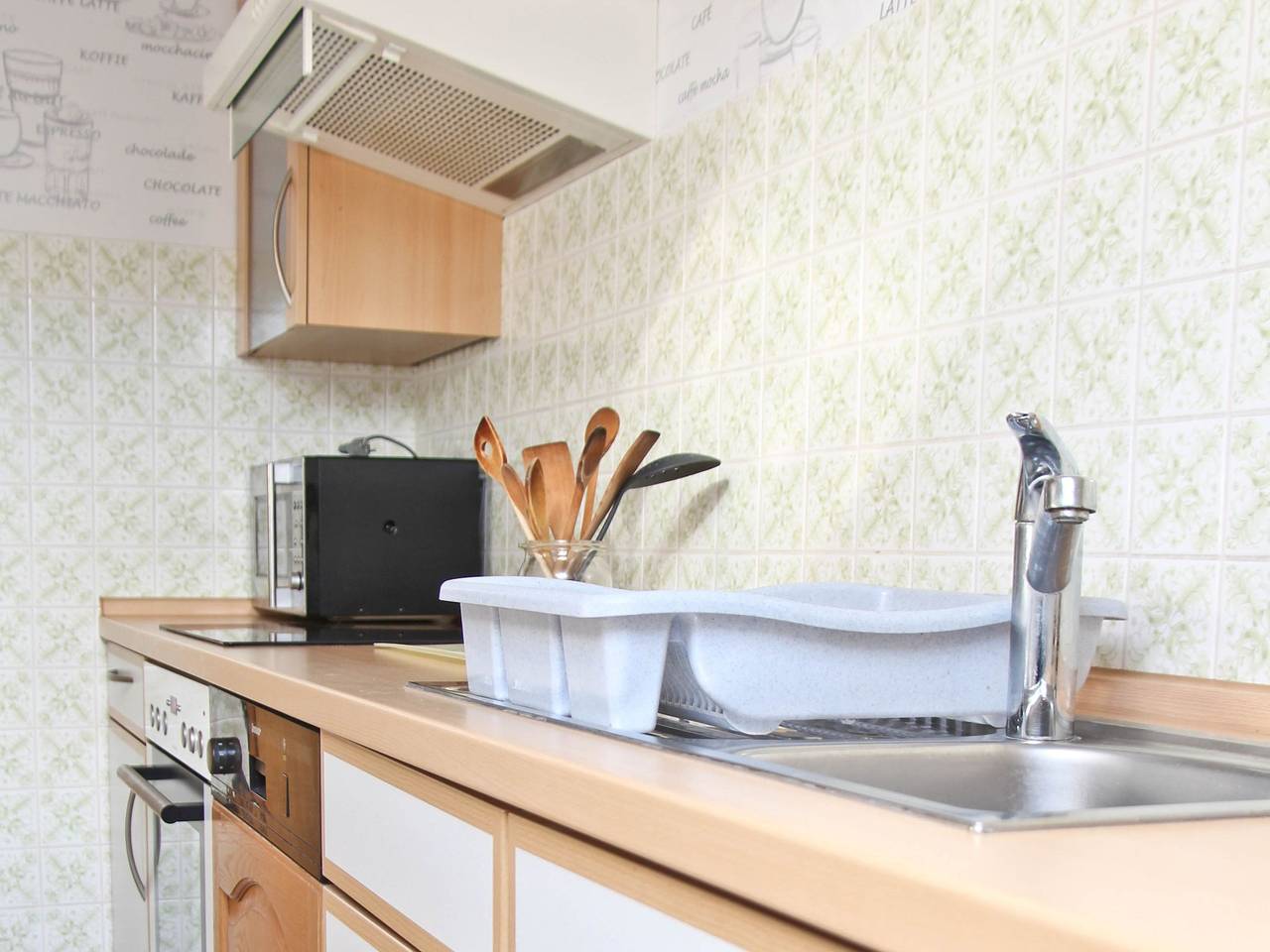 Ganze Ferienwohnung, Ferienwohnung Haus Gentner - Ferienwohnung, 100 qm, 2 Schlafzimmer, Balkon, max. 6 Personen in Beuren, Albsteig Etappe 9