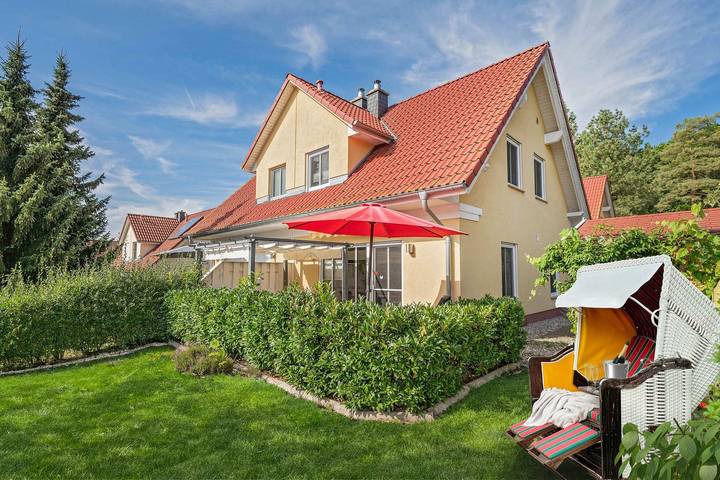 Ferienhaus für 6 Personen, mit Terrasse und Garten in Korswandt