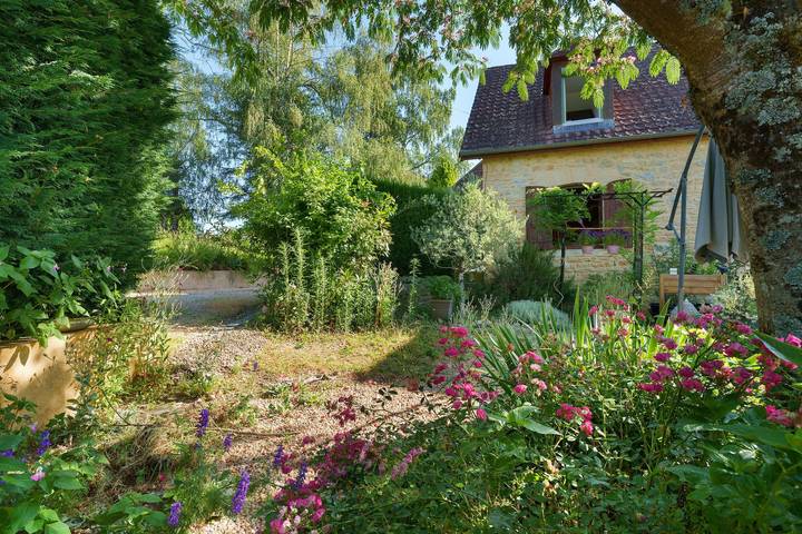 Location de vacances pour 4 personnes, avec jardin, adapté aux familles à Sarlat-la-Canéda - 3