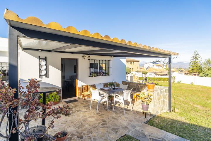 Cubo's Cortijos del Sol Mayoral House in Alhaurín de la Torre, Costa del Sol