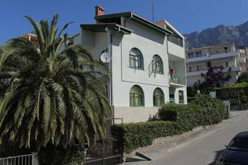 Maison d’hôte pour 3 personnes, avec balcon à Makarska