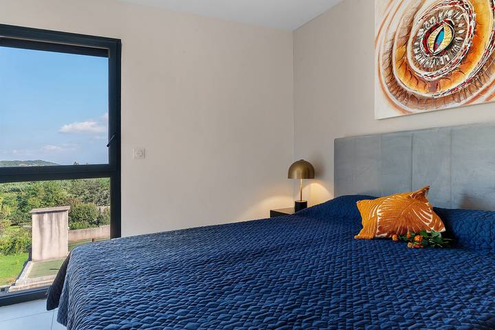 Appartamento intero, Appartamento "Vista mare, balcone, aria condizionata" con Wi-Fi e vista panoramica in Moriani-Plage, Corte e dintorni