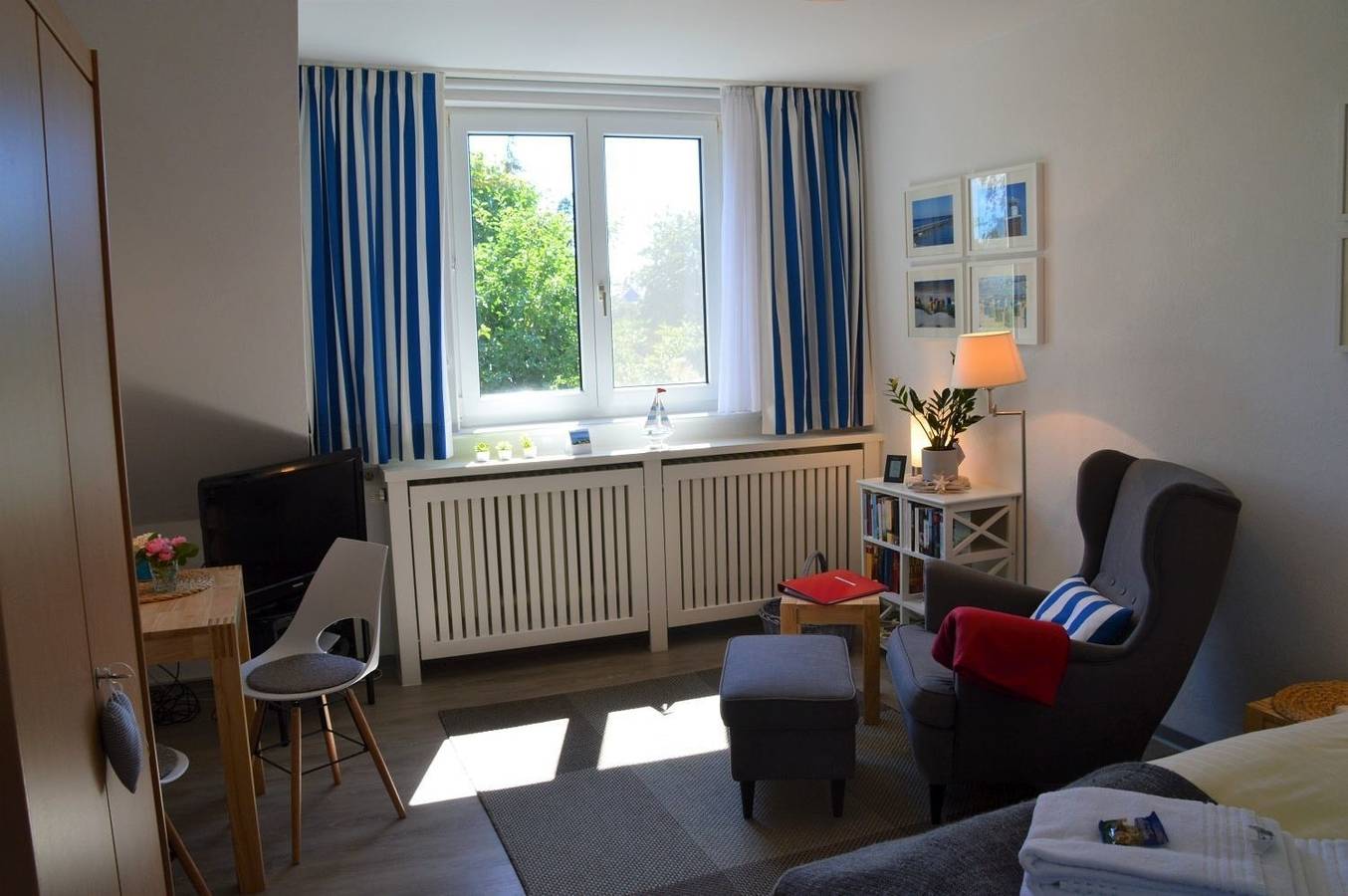 Ganze Ferienwohnung, Flurstrasse - Og links in Wyk auf Föhr (Stadt), Wyk auf Föhr