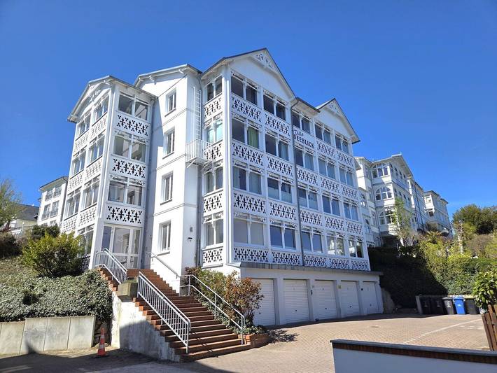 Ganze Wohnung, Villa Seeblick, App. 307 - mit herrlichem Meerblick in Sassnitz, Nationalpark Jasmund