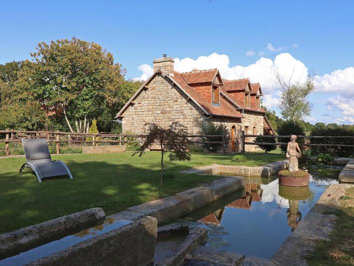Gemütliches Ferienhaus mit Tieren, Garten und WLAN inklusive, ruhige Lage in der Normandie in Ceaucé, Parc naturel régional Normandie-Maine