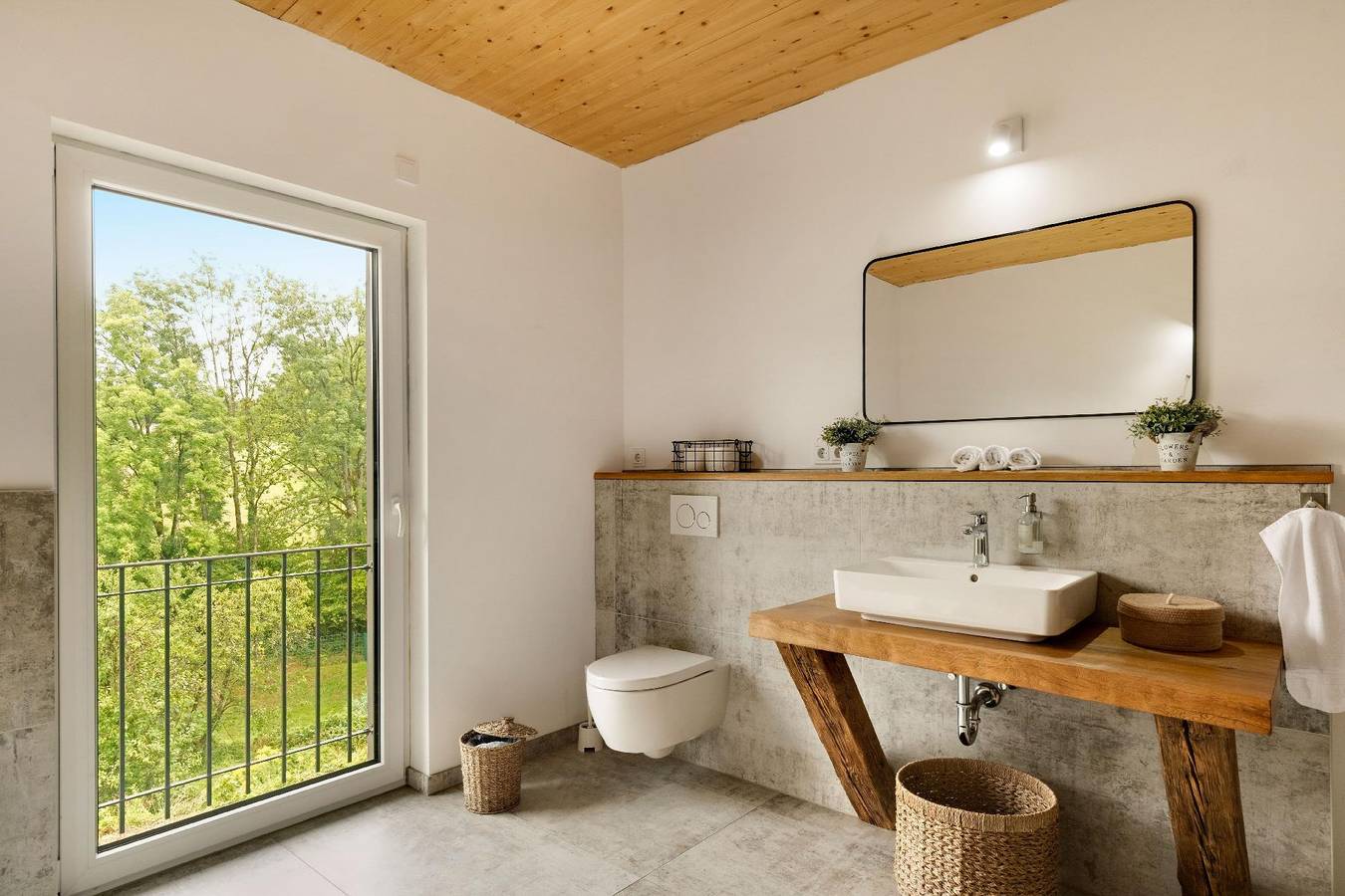 Apartamento vacacional entero, Holiday flat "The Forest Retreat" in Wermelskirchen, Rheinisch-Bergischer Kreis