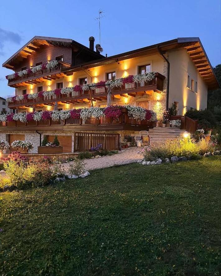 Hotel per 2 persone, con panorama e giardino - 1