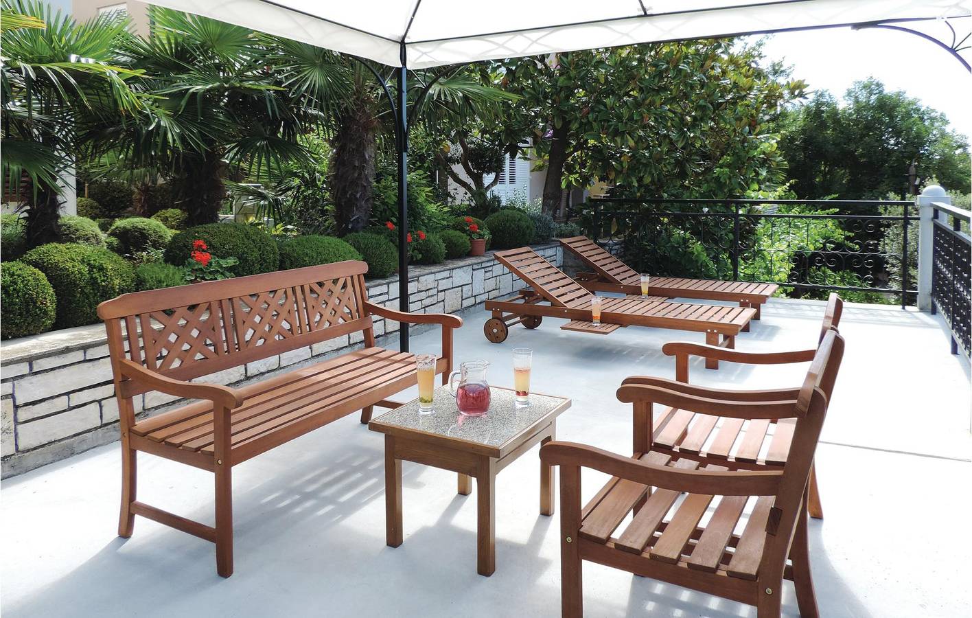 Apartamento vacacional entero, Acogedor apartamento de 2 dormitorios con terraza, wifi y a 400 m de la playa in Rabac, Labin-Rabac