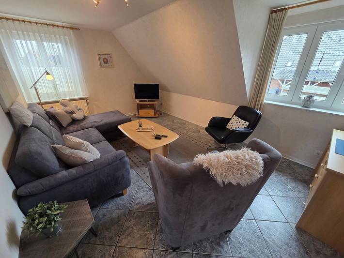 Ferienwohnung für 5 Personen, mit Terrasse und Garten in Alkersum