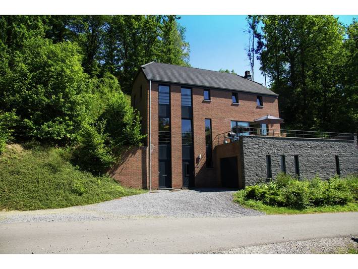 Vakantiehuis voor 9 personen, with Terras and Tuin as well as Sauna in Durbuy
