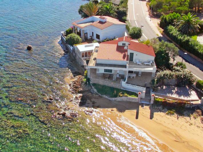 Casa sulla spiaggia per 4 persone, con Balcone e Terrazza nonché Giardino in 