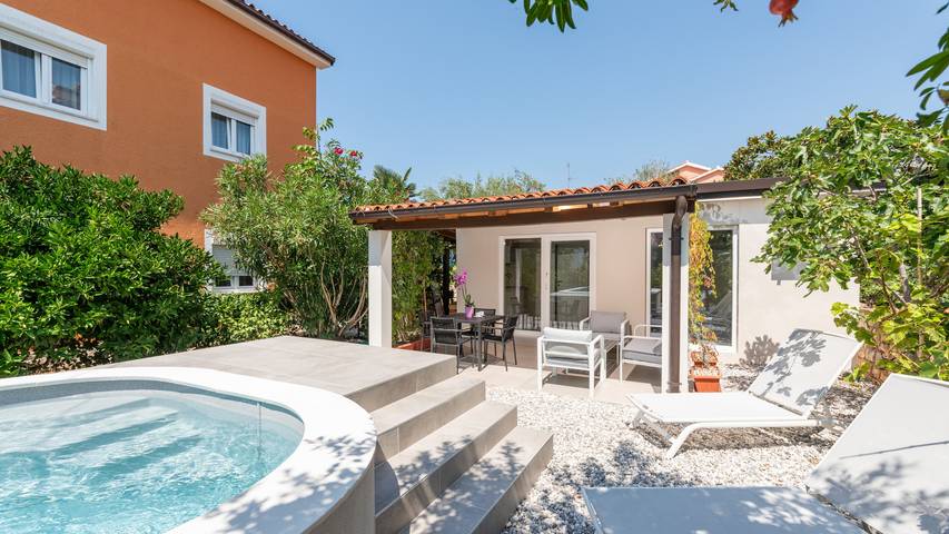 Villa voor 3 personen, met tuin en terras in Novigrad