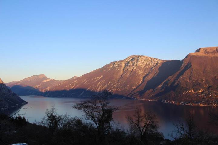 Ferienhaus für 6 Personen, mit Garten und Ausblick sowie Seeblick, mit Haustier in Tremosine - 2