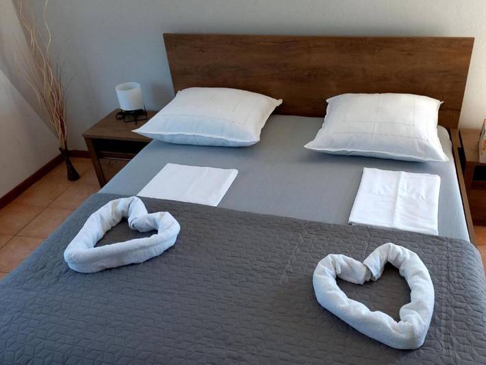 Ferienwohnung für 2 Personen, mit Balkon und Garten auf Murter
